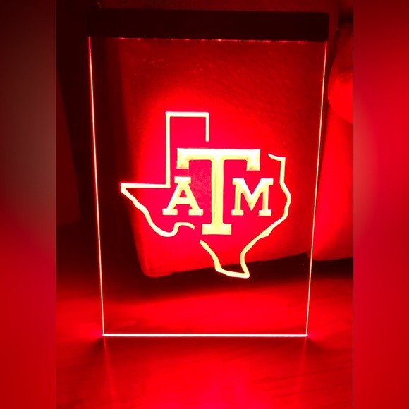 TEXAS A&M LED NEON LIGHT SIGN 8x12 - Picture 1 of 3